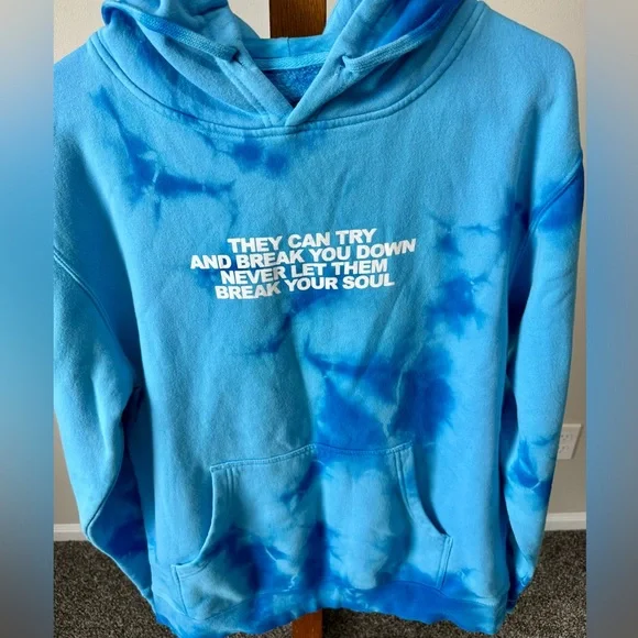 Yours Truly Clothing by Phora Broken Butterfly Evolution Tie Dye Hoodie M - Picture 6 of 11